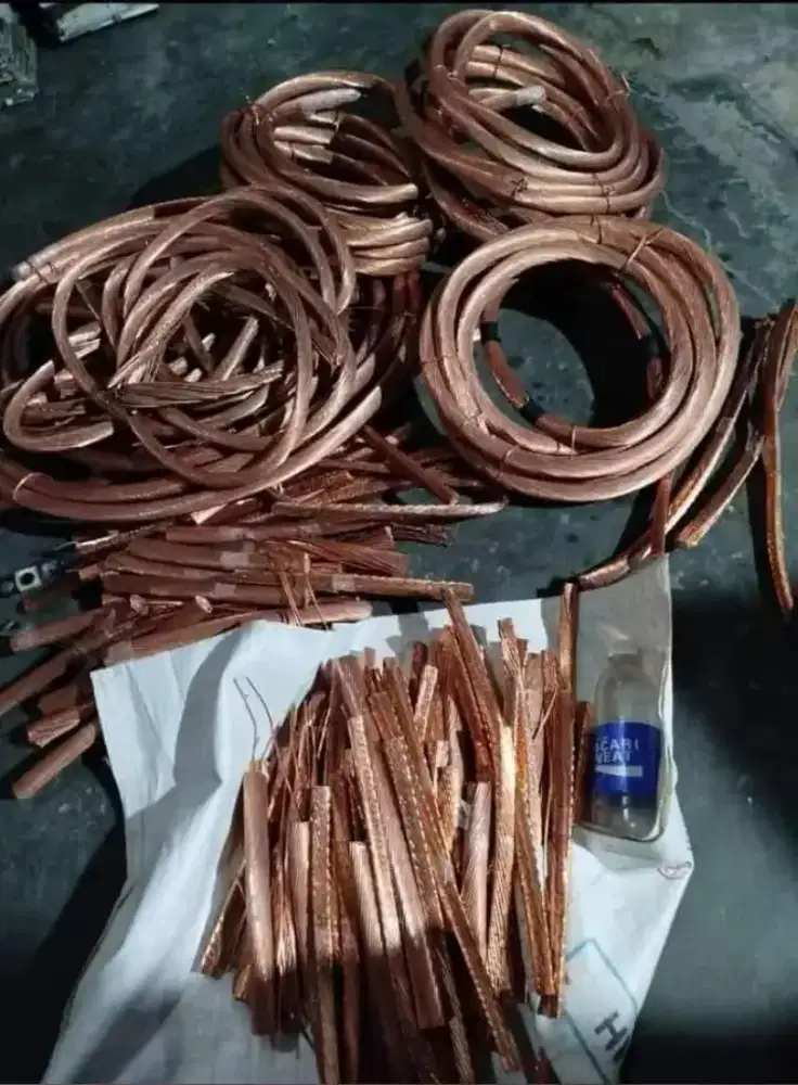 Jual beli rombeng mesin rusak dan segala macam barang bekas