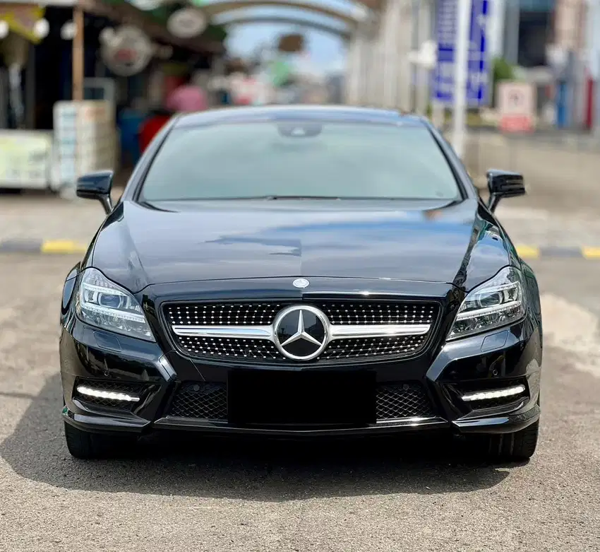 Mercedes Benz CLS350 AMG Low Km Antik Garansi 1 Tahun 2012/2015