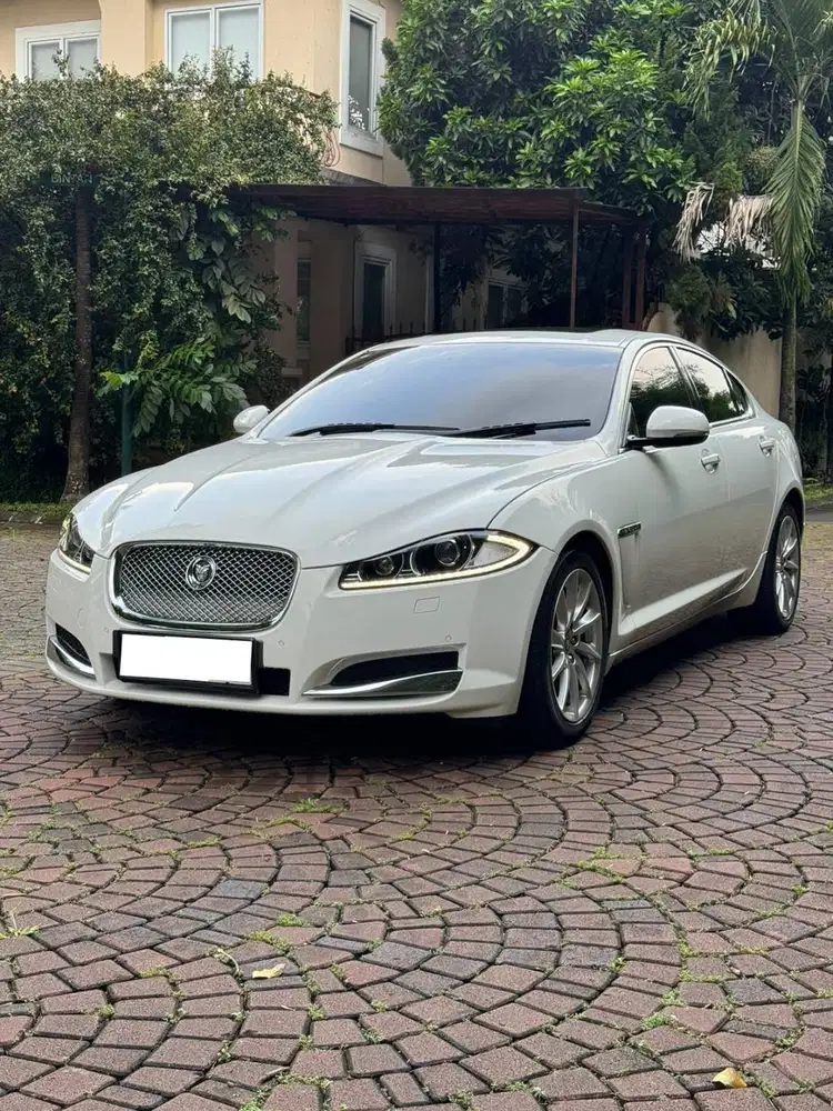 Jaguar XF Supercharged 2012 white putih jaguar xf 2013 v6 awd jual bu