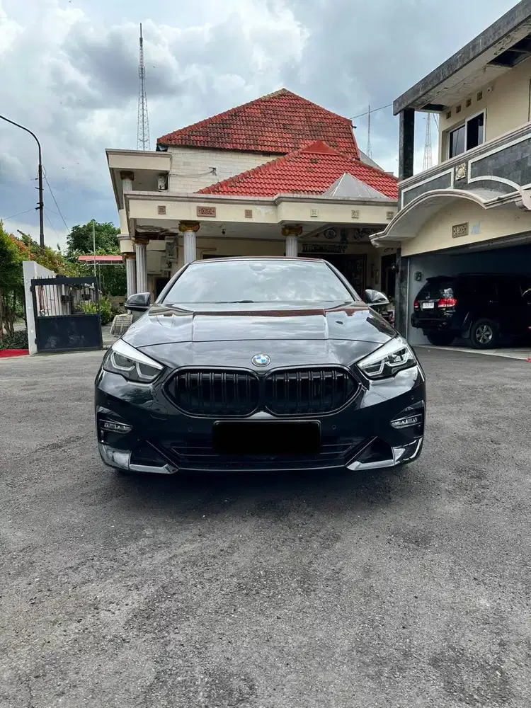 BMW 218i 2022 gran coupe sport hitam black serie 2 bmw 218i 2023 bu