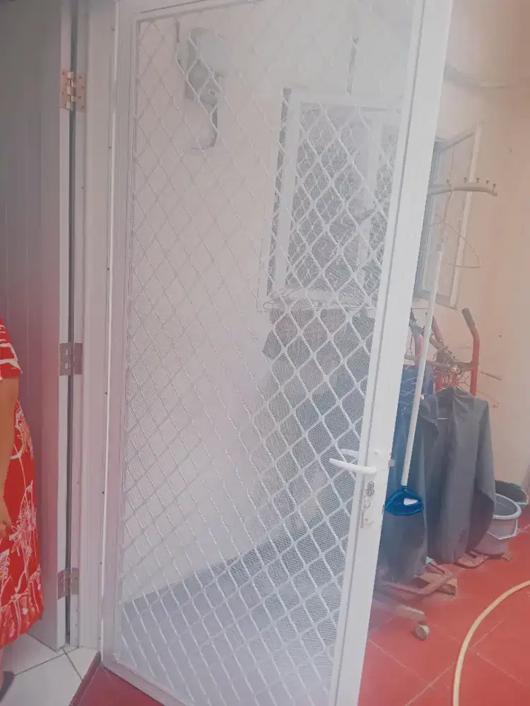 Terima pemasangan kawat nyamuk magnet.untuk pintu dan jendela