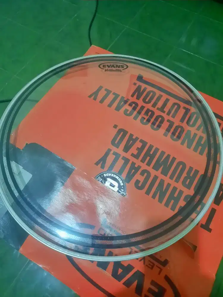 Head / skin drum uk. 16 evans EC reso