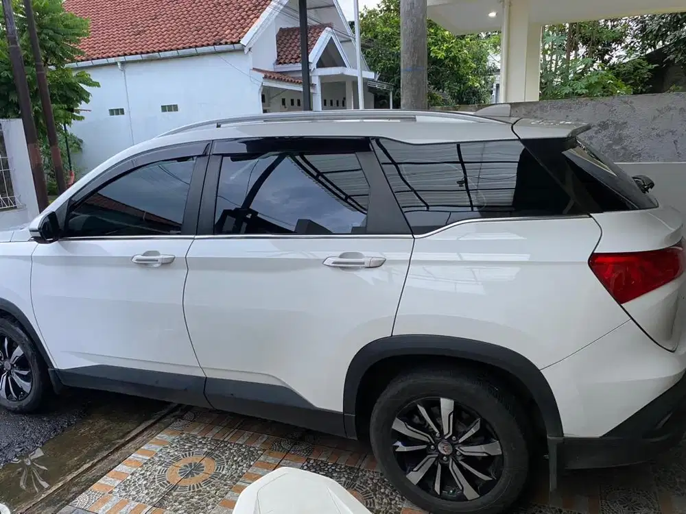 Dijual Cepat Wuling Almaz 1.5 Exclusive 7-Seater AT 2019 KM Rendah