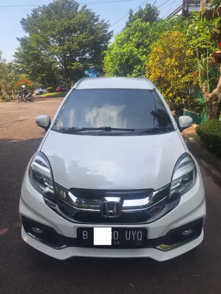 Dijual Honda Mobilio RS CVT