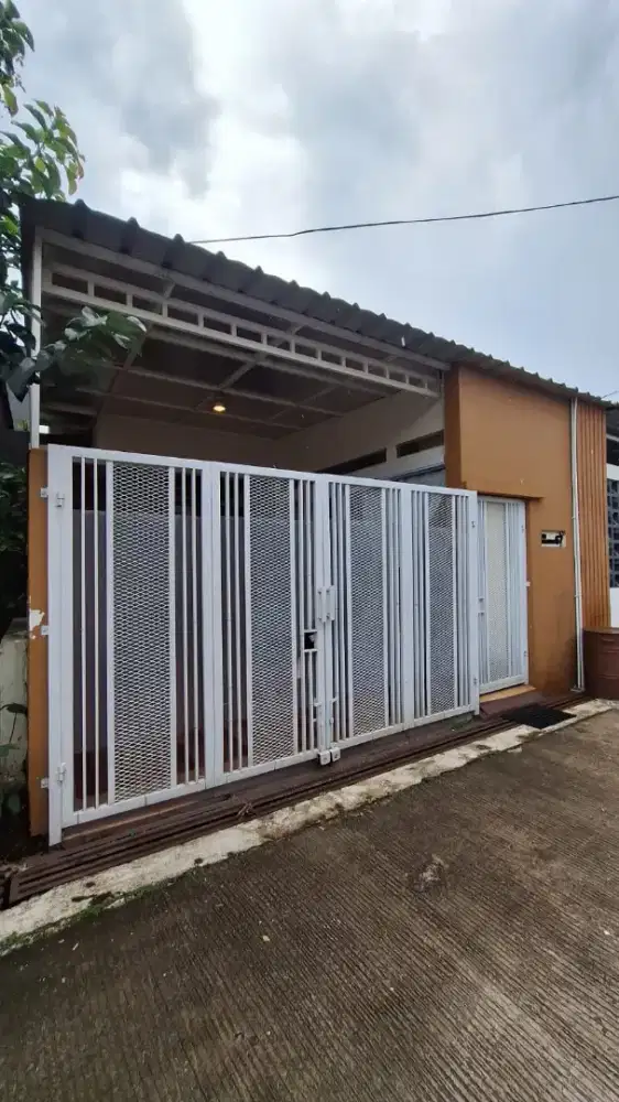 DIJUAL RUMAH !! KOMPLEK PURI SUWARNA REGENCY