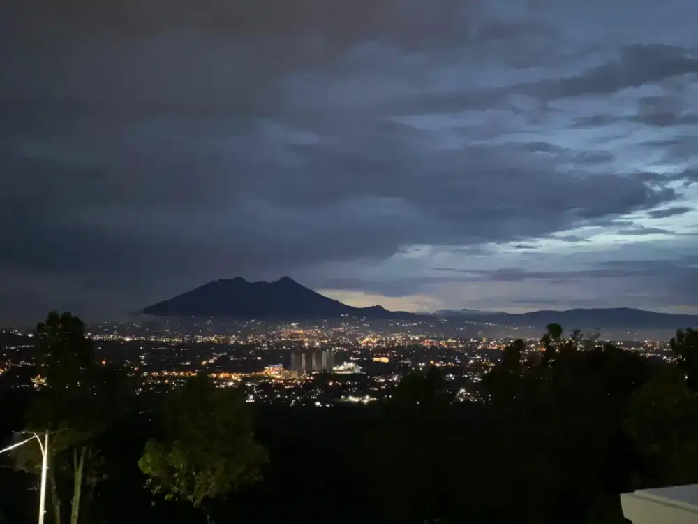 Villa mewah di sentul Bogor Mountain view
