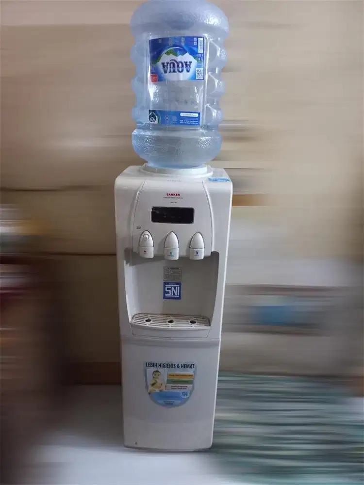 Dispenser Sanken HWD-760