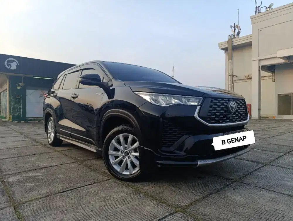 MANTULL!! (km27) (tdp40jt) TOYOTA INNOVA ZENIX V HYBRID MODELISTA 2023