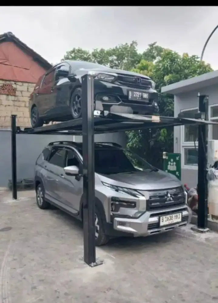 Four Post Lift Parkir  rekondisi Full Garansi