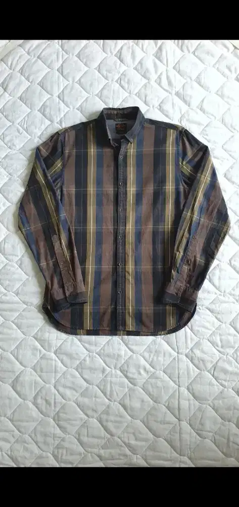 Industrie green flannel shirt black original / kemeja giordano uniqlo