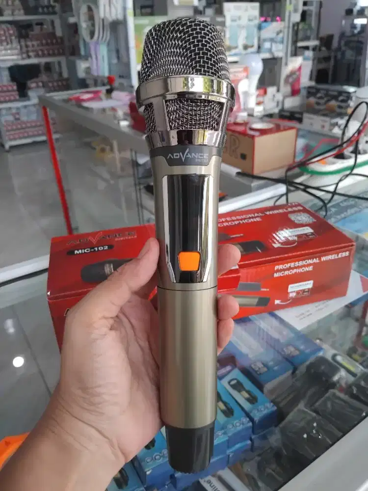 Mic Wireless Advance MIC - 102