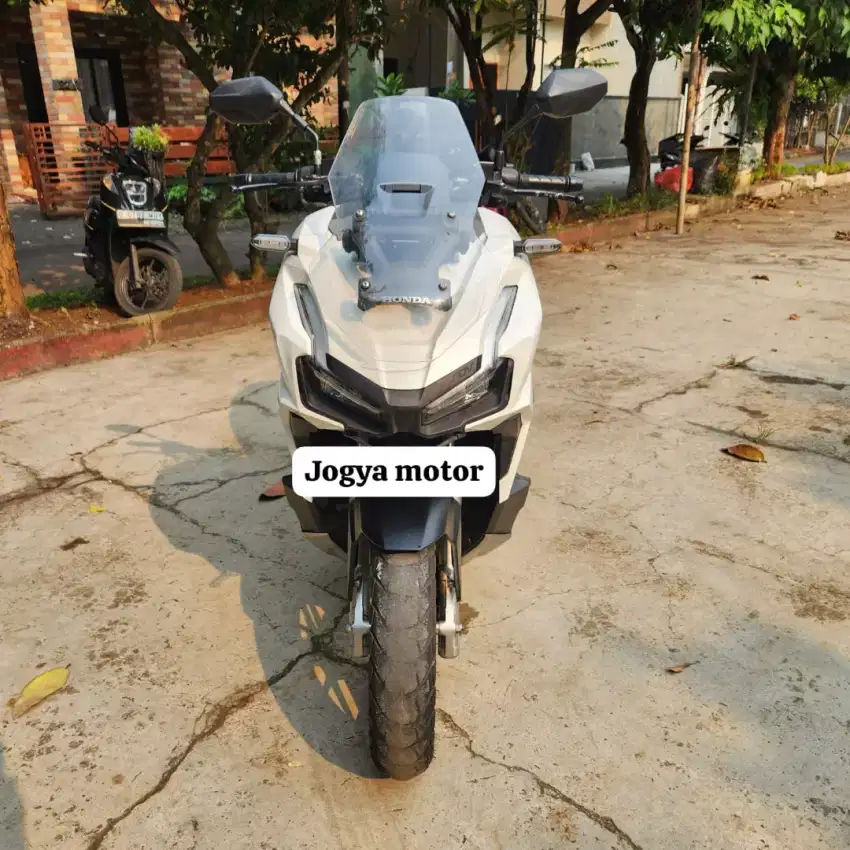 ADV 160 CBS TAHUN 2023