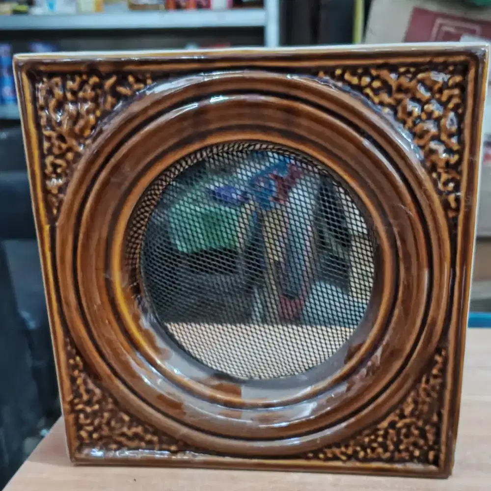 roster atau angin-angin bahan kermaik