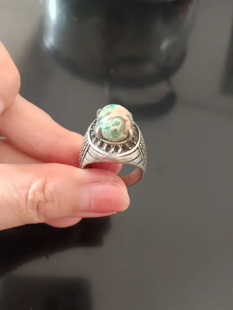 Cincin akik batu pirus persia