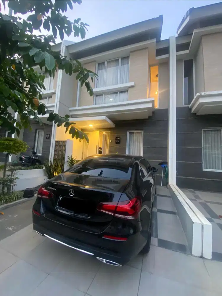 Dijual/Take Over Kredit Rumah 2 Lantai Citraland Cibubur