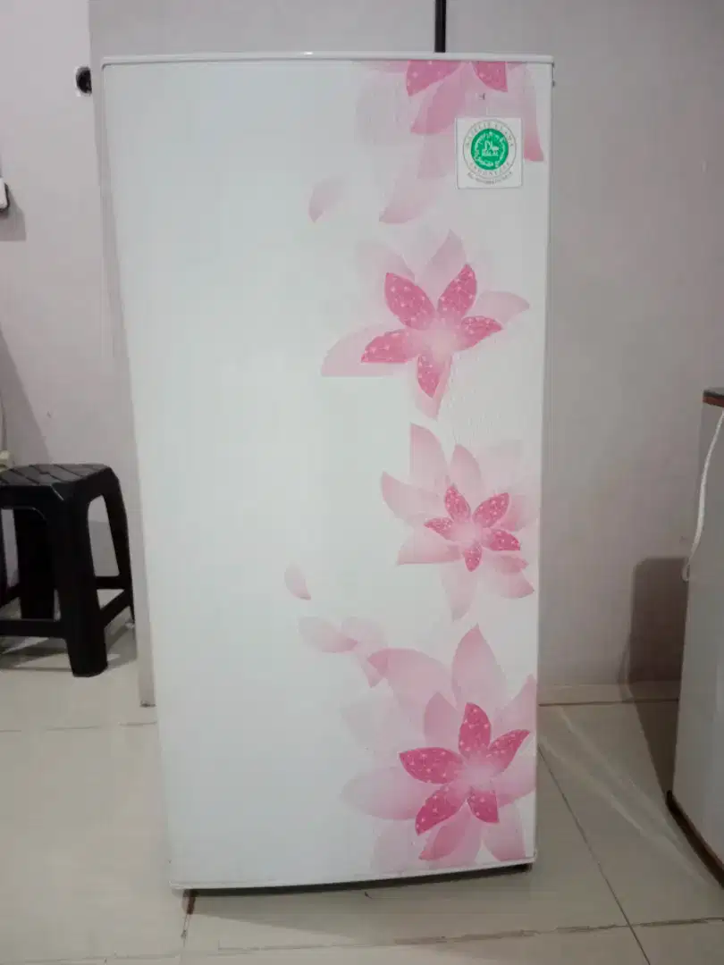Kulkas sharp 1 pintu type SJ-N166F-FW