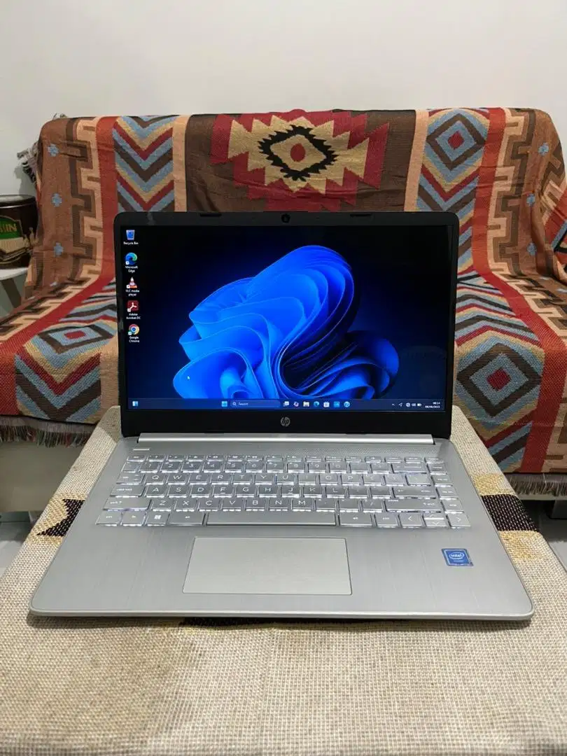 HP 14S N4120 SSD 256GB KEYBOARD BACKLIGHT