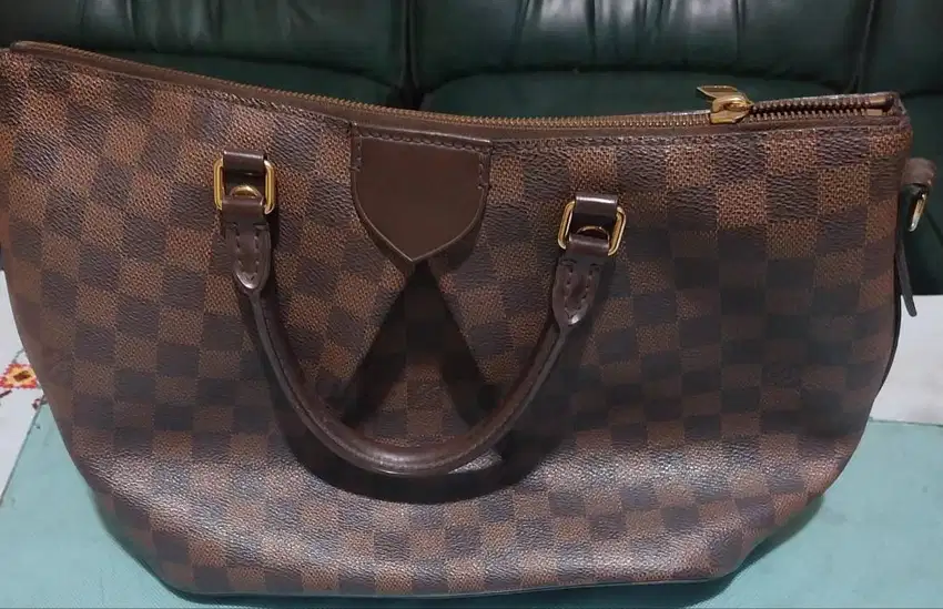 Di Jual Tas Louis Vuitton