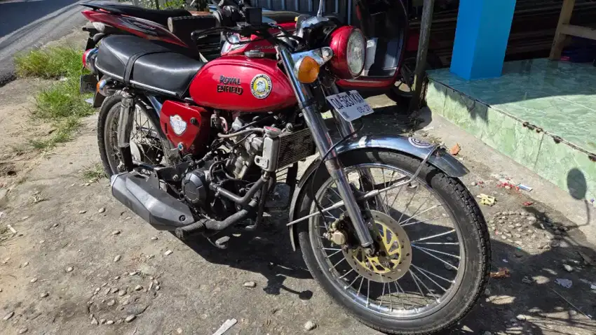 Honda CB 150 Royal Enfield