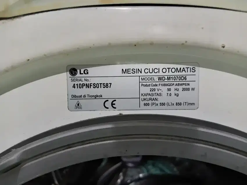 Mesin Cuci LG 7kg Front Loading