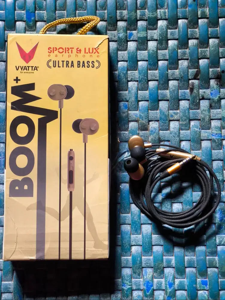 Earphone Vyatta Boom+