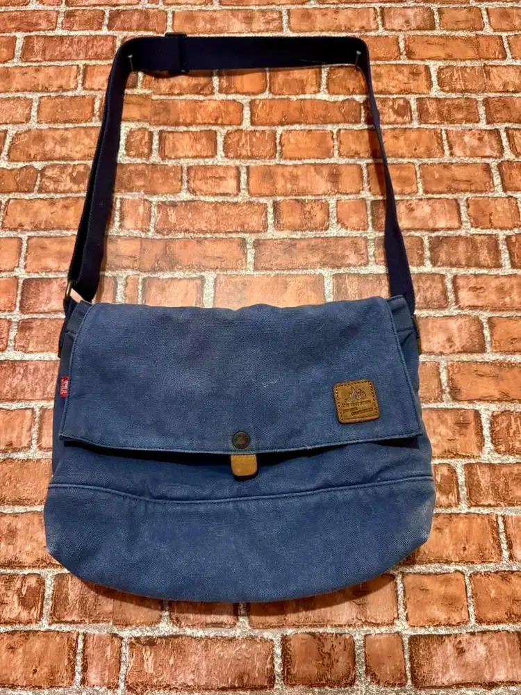 Tas Selempang Kanvas The Time Story Original