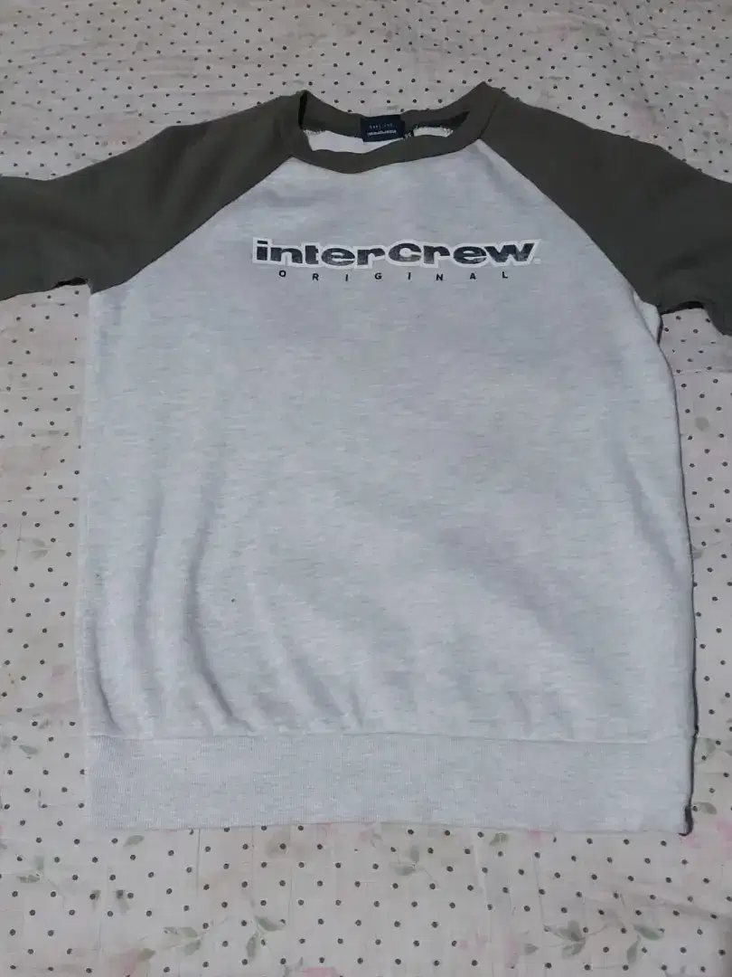 Crewneck intercrew second like new