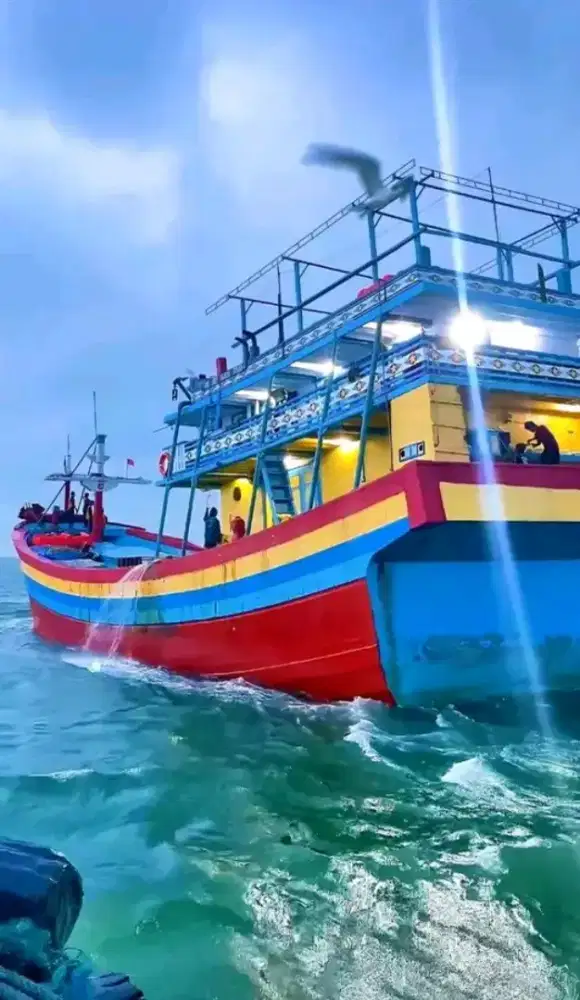 Pengurus abk kapal lokal