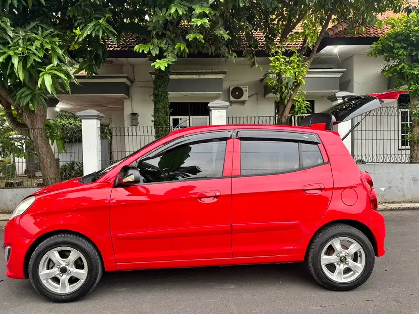 Kia Picanto 2010 Bensin