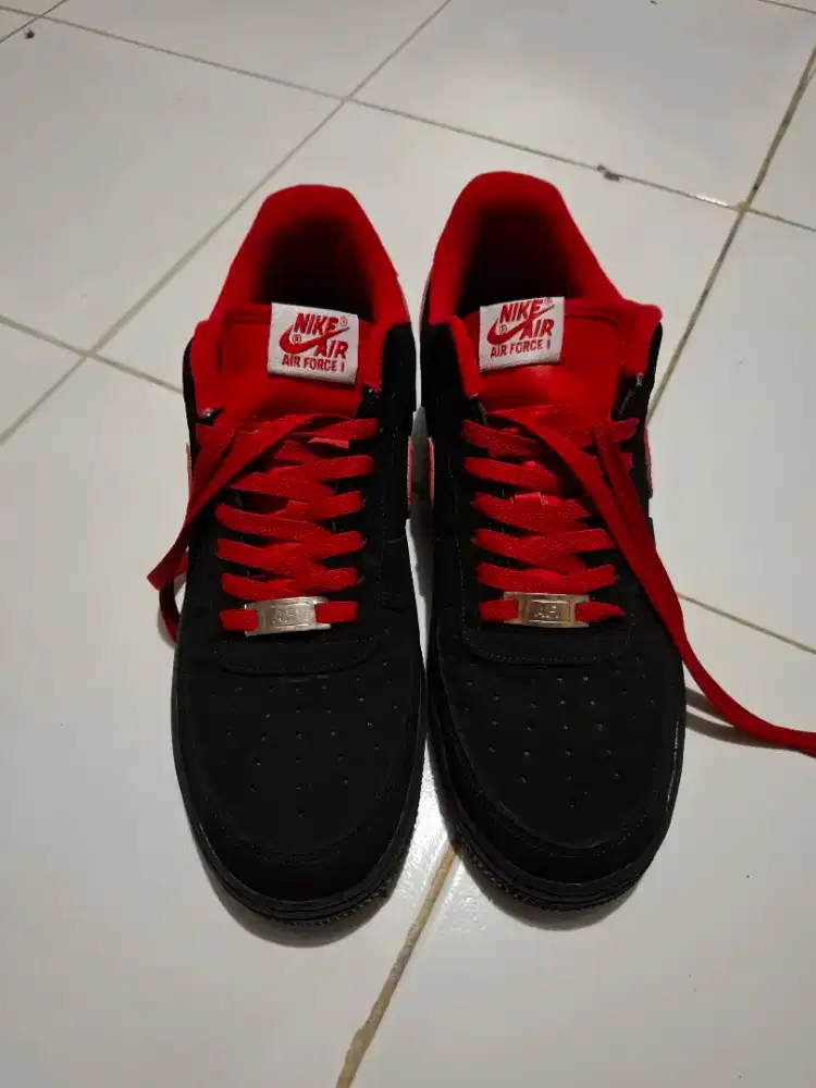Dijual Sepatu Nike AF1 Collabs dgn Lamborgini Second Mantap