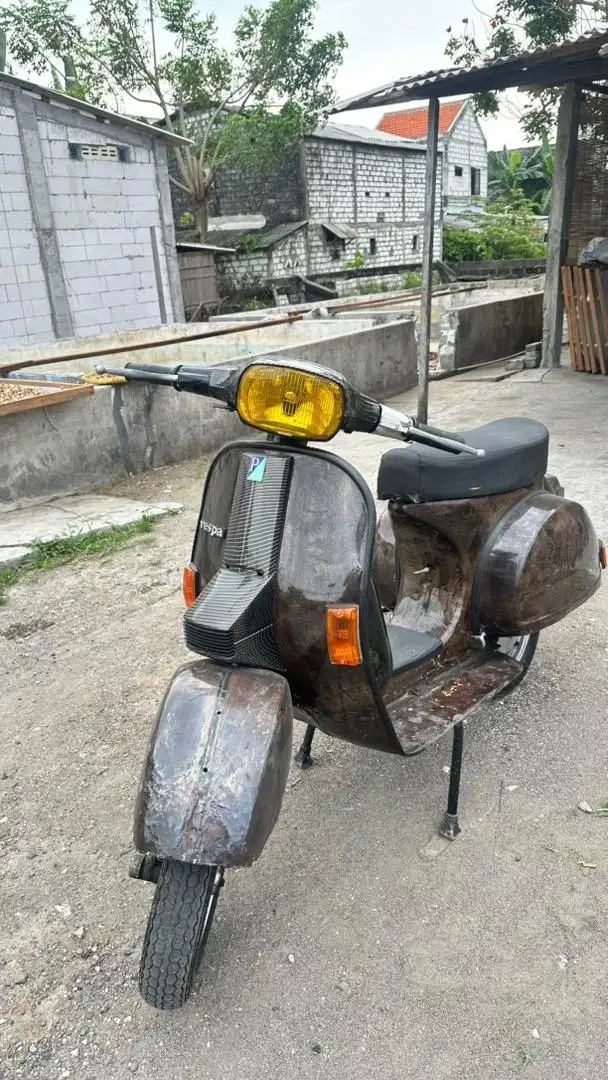 Vespa PS Sera 1984 Plat N Mesin Garing Siap Pakai Surat Lengkap