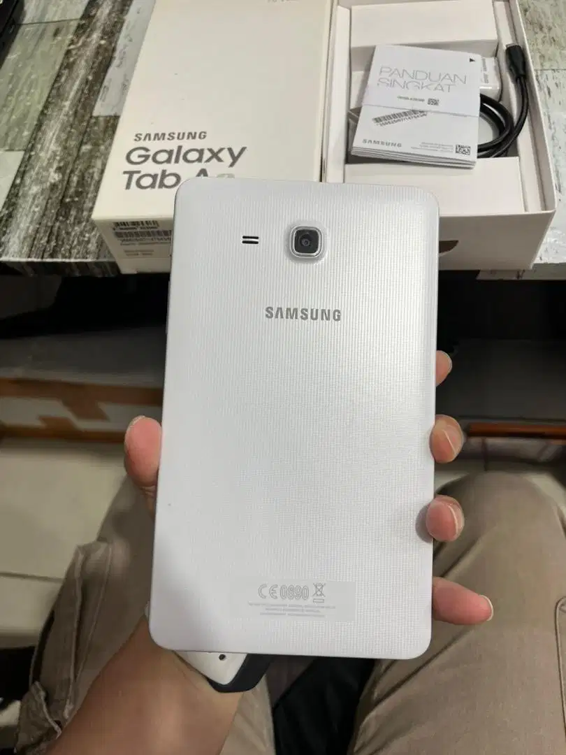 Samsung tab a6 2016 t285 istimewah fullset mulus banget harga net aja