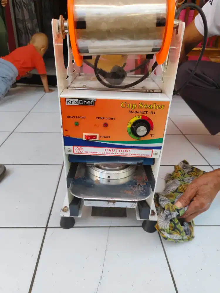 Mesin cup kris chef model RT D1