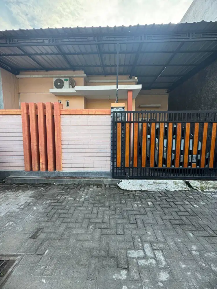 Rumah dijual plus balik nama