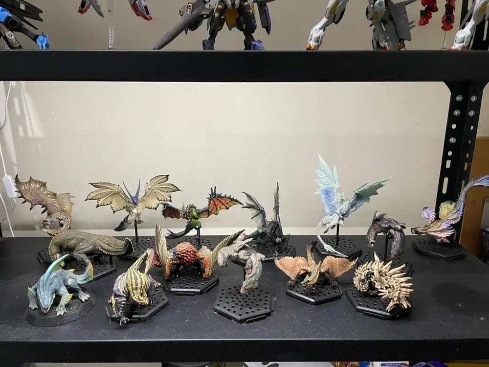 Monster hunter figure builder