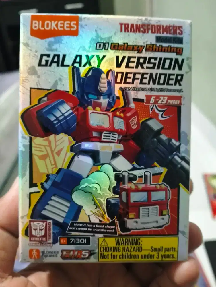 Blokees Galaxy Version Defender 01