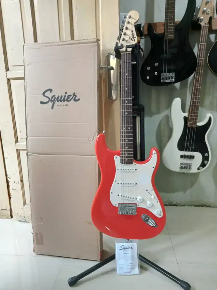 Squier stratocaster bullet hartrail original