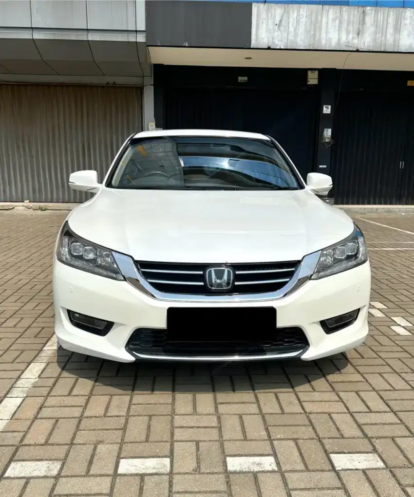 (LOW ODO) HONDA ACCORD VTI-L ES NIK 2015 (HONDA SENSING)