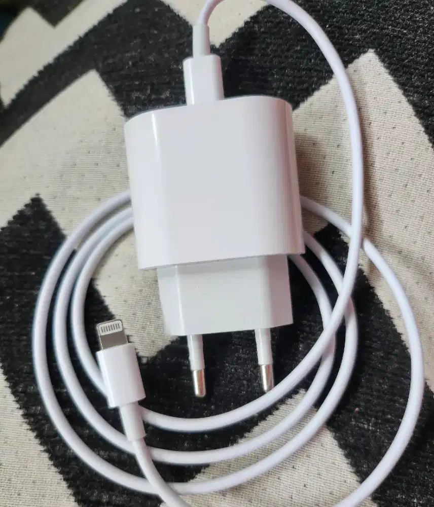 Charger iphone 20 watt