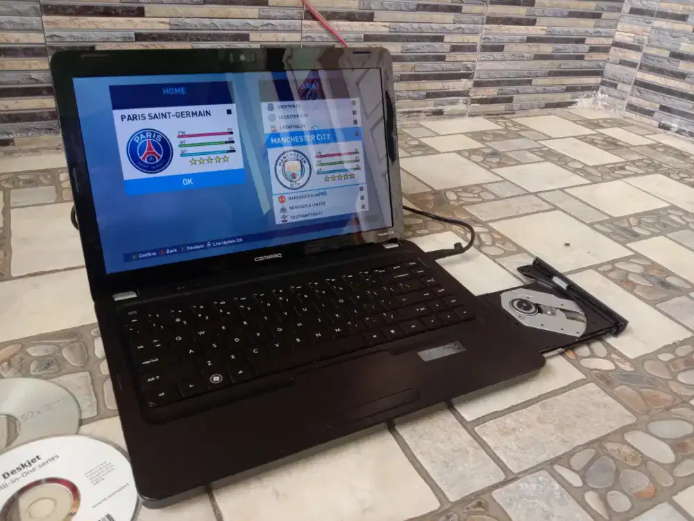 Laptop HP Compaq + RAM 8 GIGA + Windows 10 + BONUS Tas + Ori + Nego