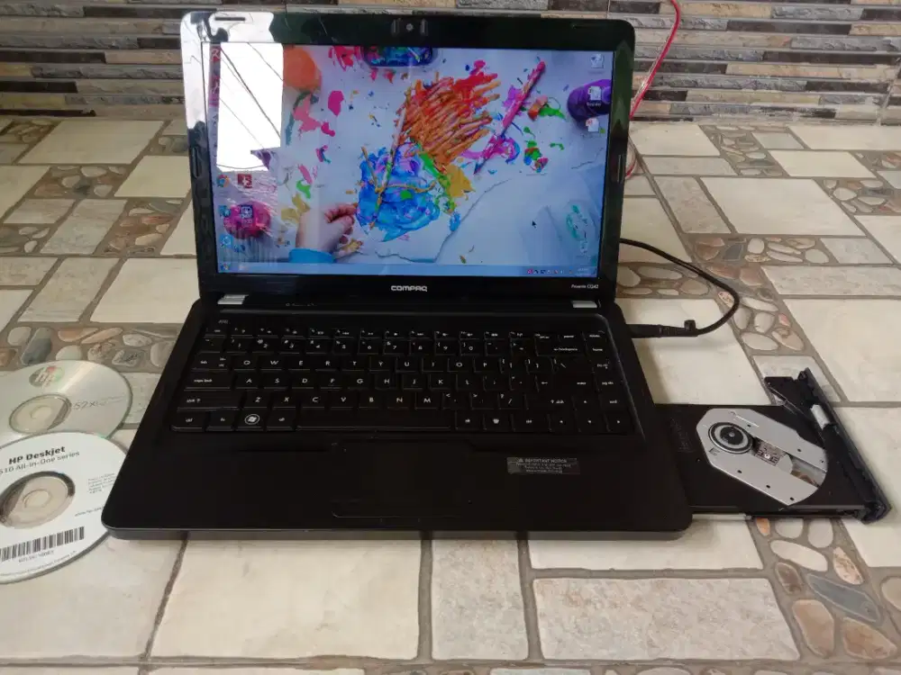 Laptop HP Compaq + RAM 8 GIGA + Windows 10 + BONUS Tas + Ori + Nego