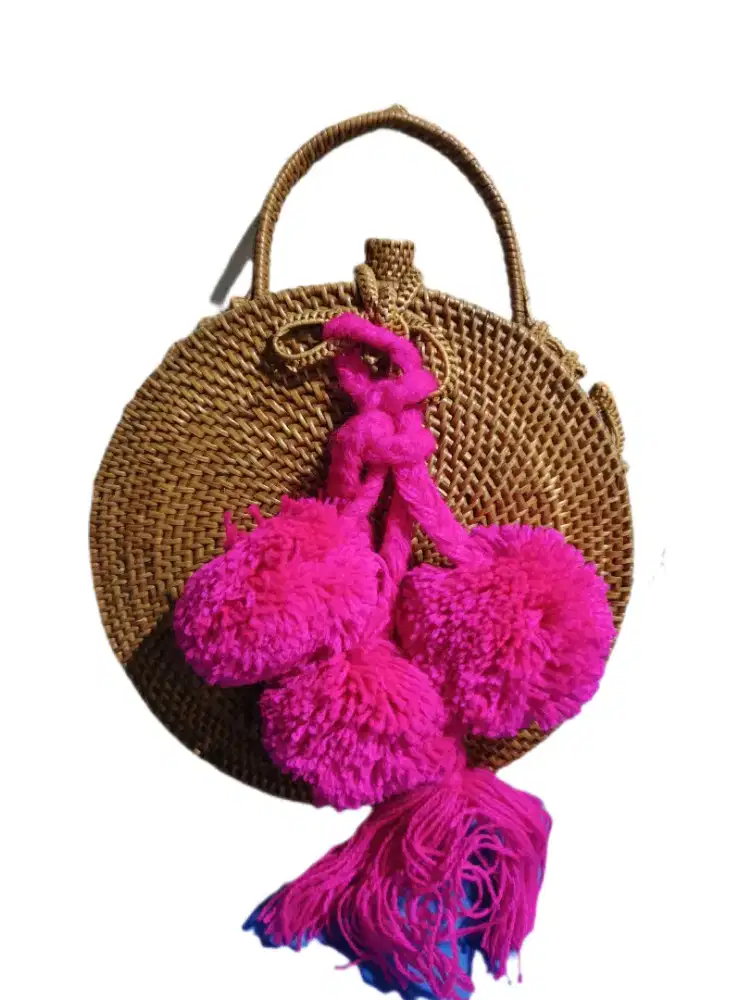 Tas Rotan Bali Bentuk Bulat Preloved