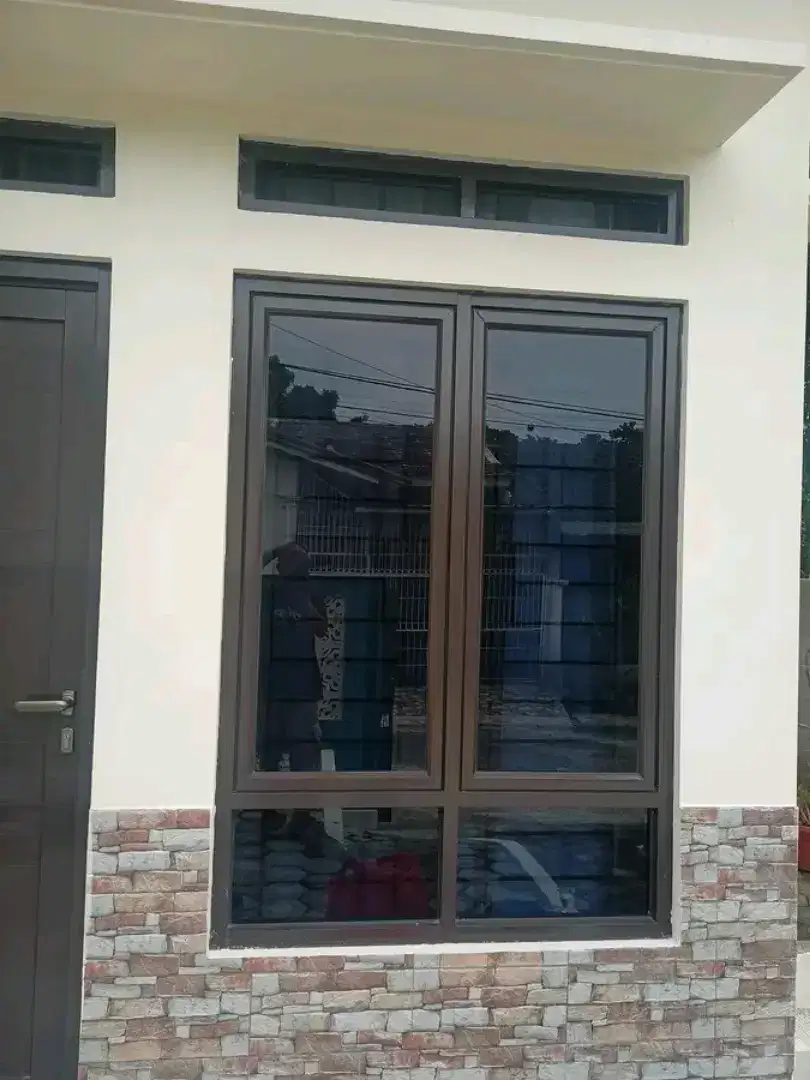 Kusen Aluminium pintu jendela kaca