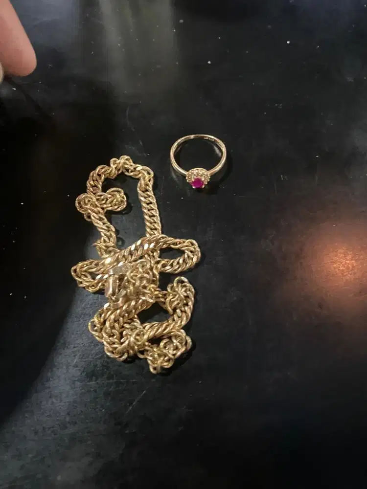 Terima jual beli emas dan berlian bisa cod