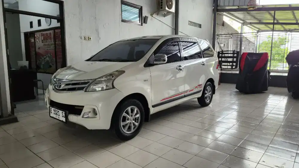TOYOTA AVANZA G MT 2015