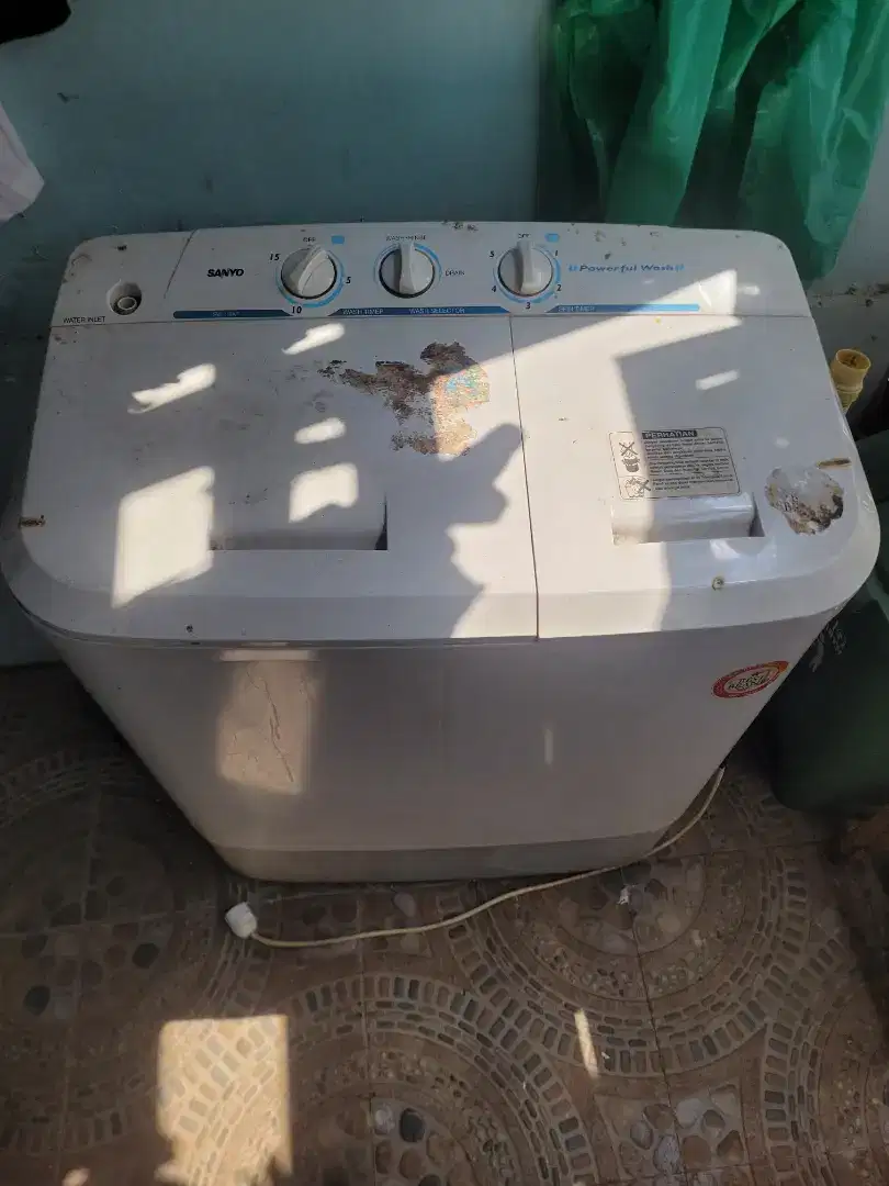Mesin Cuci 2 Tabung Sanyo 7kg SW 710 XT
