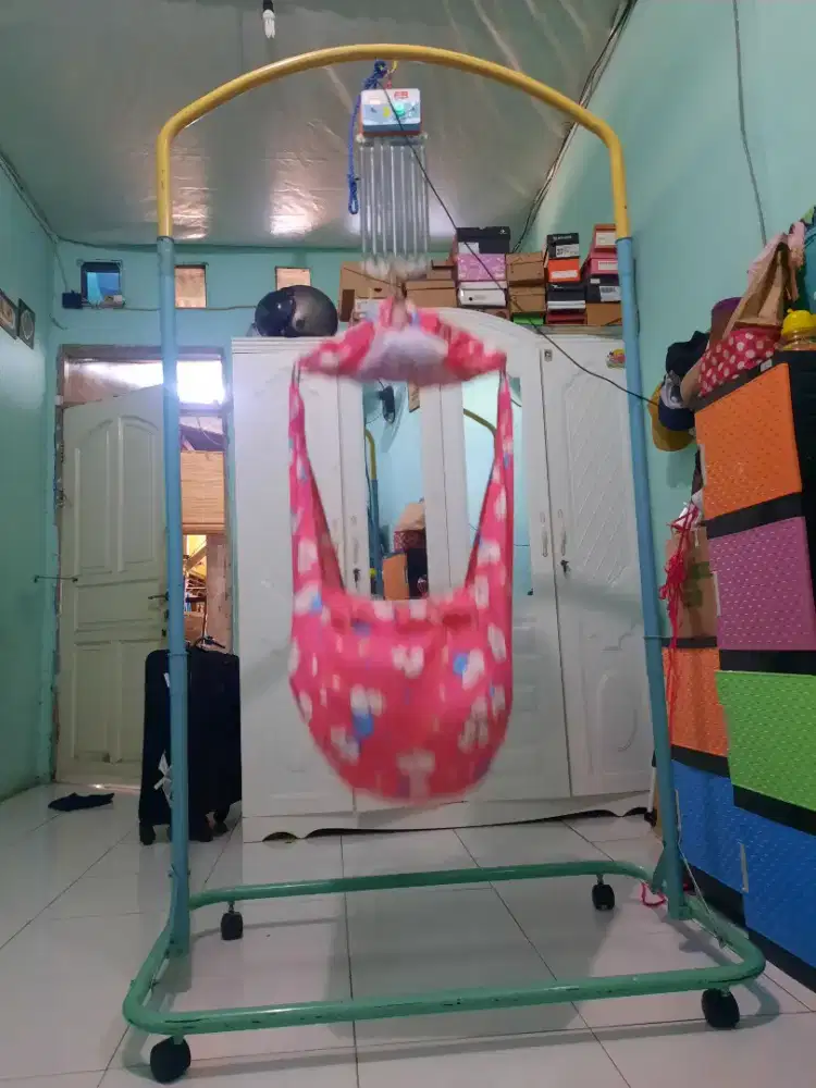 Rangka Ayunan Bayi