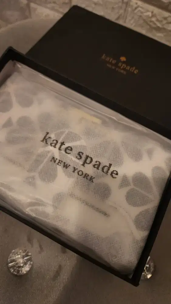 Dompet wanita kate spade