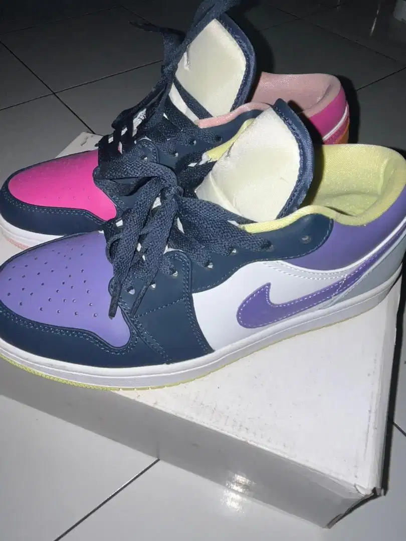 Sepatu Air Jordan 1 Low Se