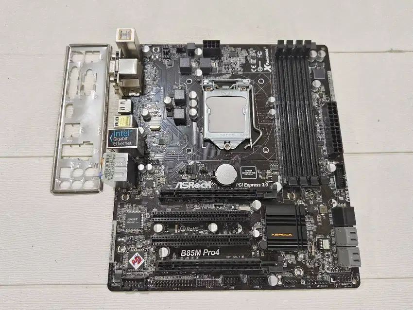 Motherboard B85 4 slot asrock